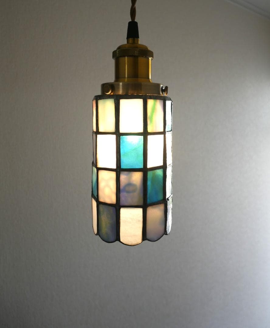 ✴︎:.。.さわやかカラーのペンダントライト