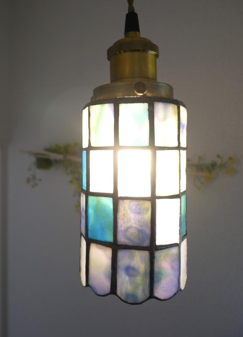 ✴︎:.。.さわやかカラーのペンダントライト