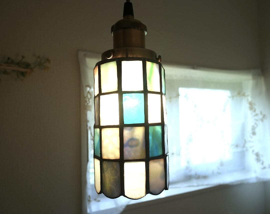 ✴︎:.。.さわやかカラーのペンダントライト