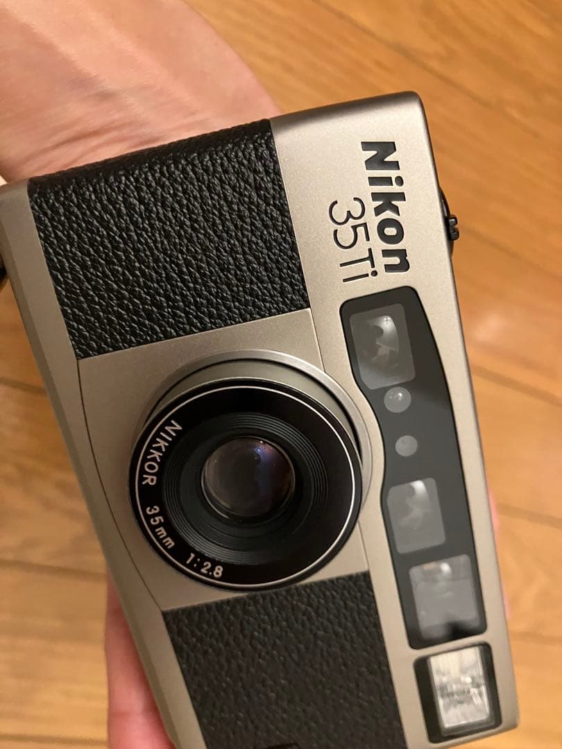 Nikon 35Ti フィルムカメラ　ニコン　送料無料