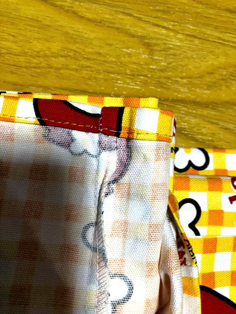 サンリオ　レトロ　マイメロ　赤メロ　生地　布 約195✖️195 位　継ぎ有