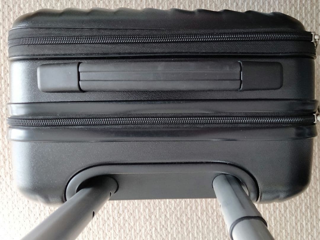 FRRQUENTERキャリーケース