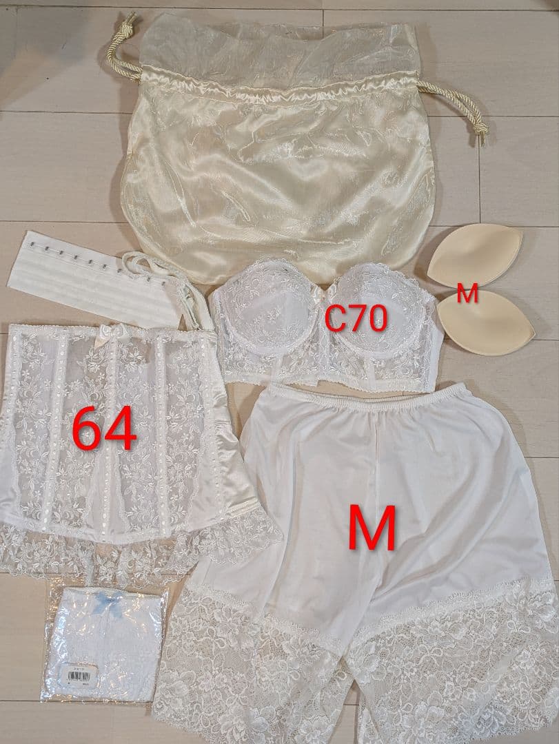 セモアブライダルインナーセット(ブラパット付きM) C70 M 64 ホワイト