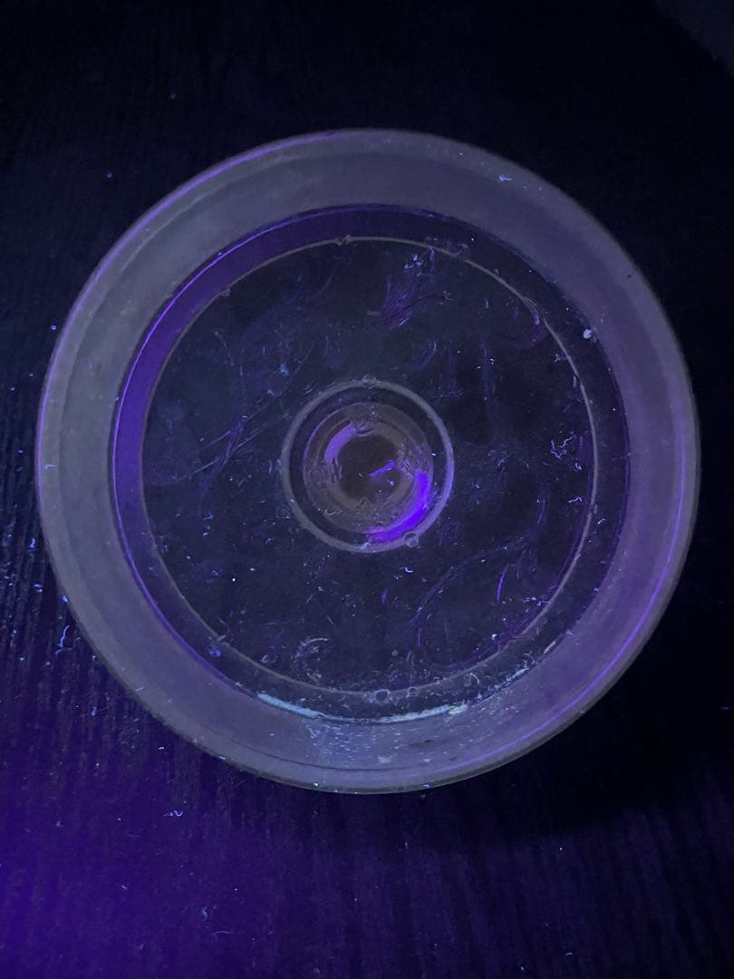 透明ガラス蓋付きウランガラス