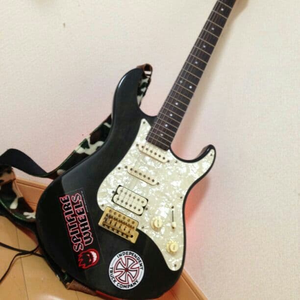 エレキギター YAMAHA パシフィカ