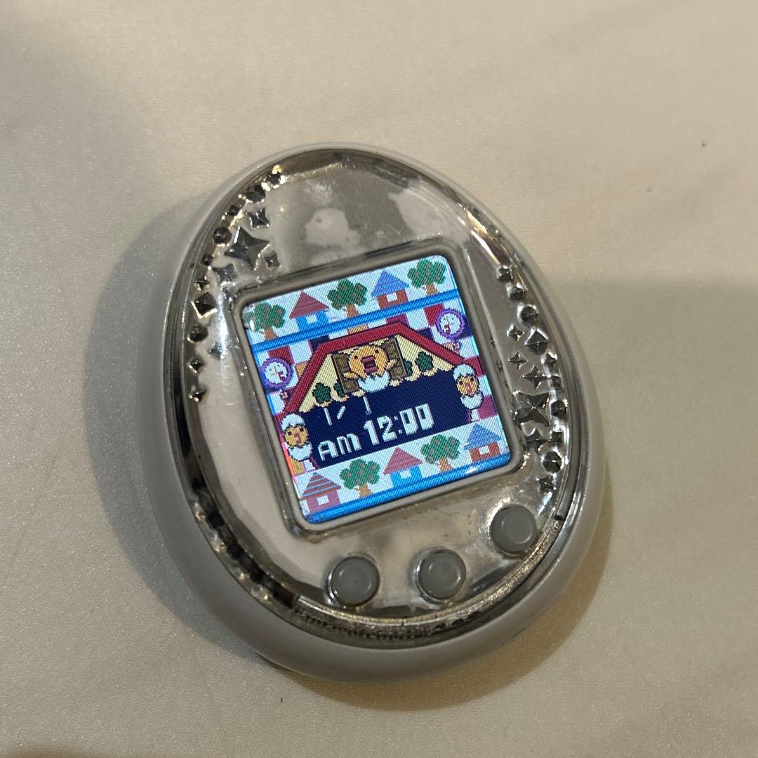 たまごっちIDL ホワイト Tamagotchi IDL