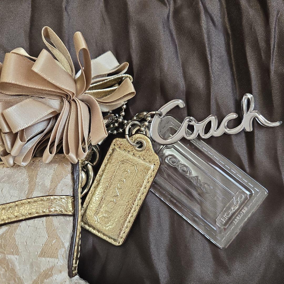 ★ド派手★COACHポピー　スパンコールショルダーバッグ★チャーム４点&袋付き★