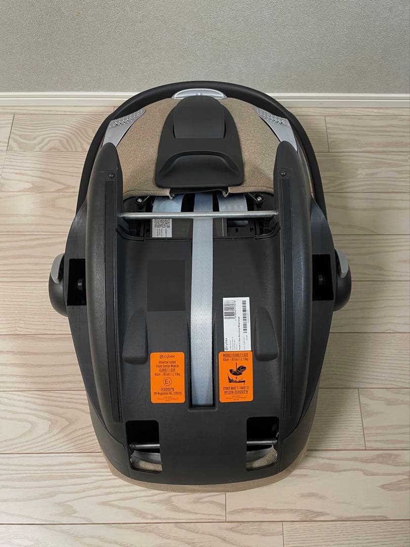 【美品】cybex Cloud Ti-Size ベージュトラベルアダプター付き