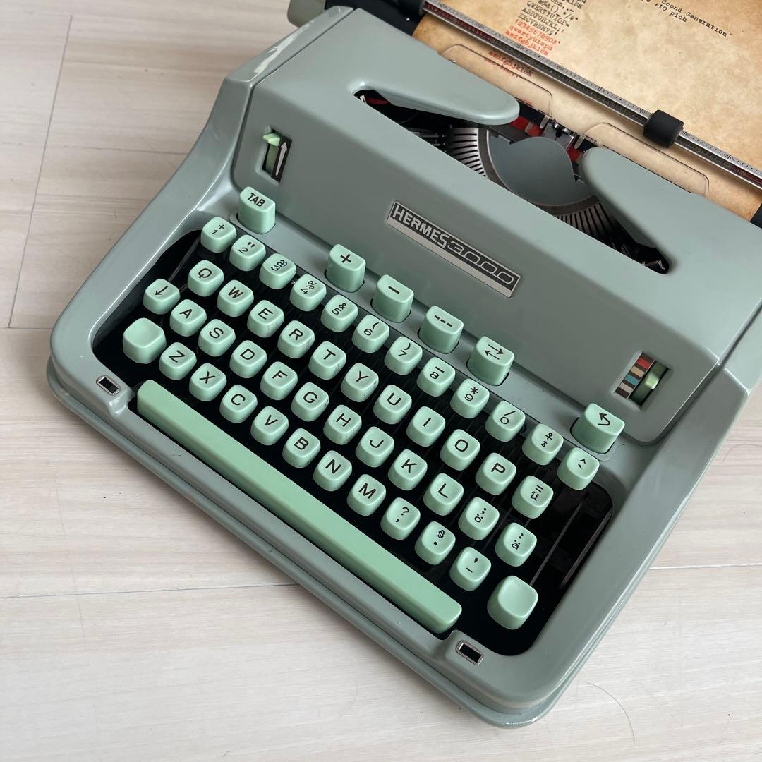 ■レストア・動作確認済■エルメス タイプライター 3000 ワイドタイプ 文字大
