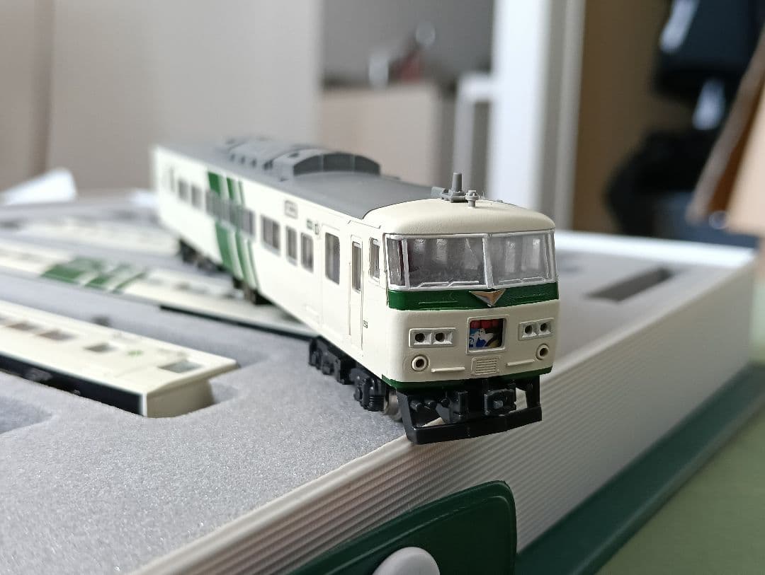 KATO 10-443 185系0番台踊り子 8両