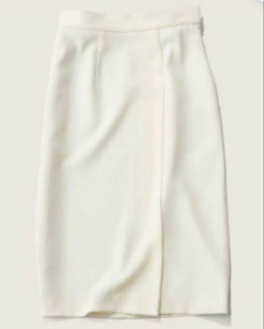 新品ソージュ　タイトスカートS ホワイトSOEJU