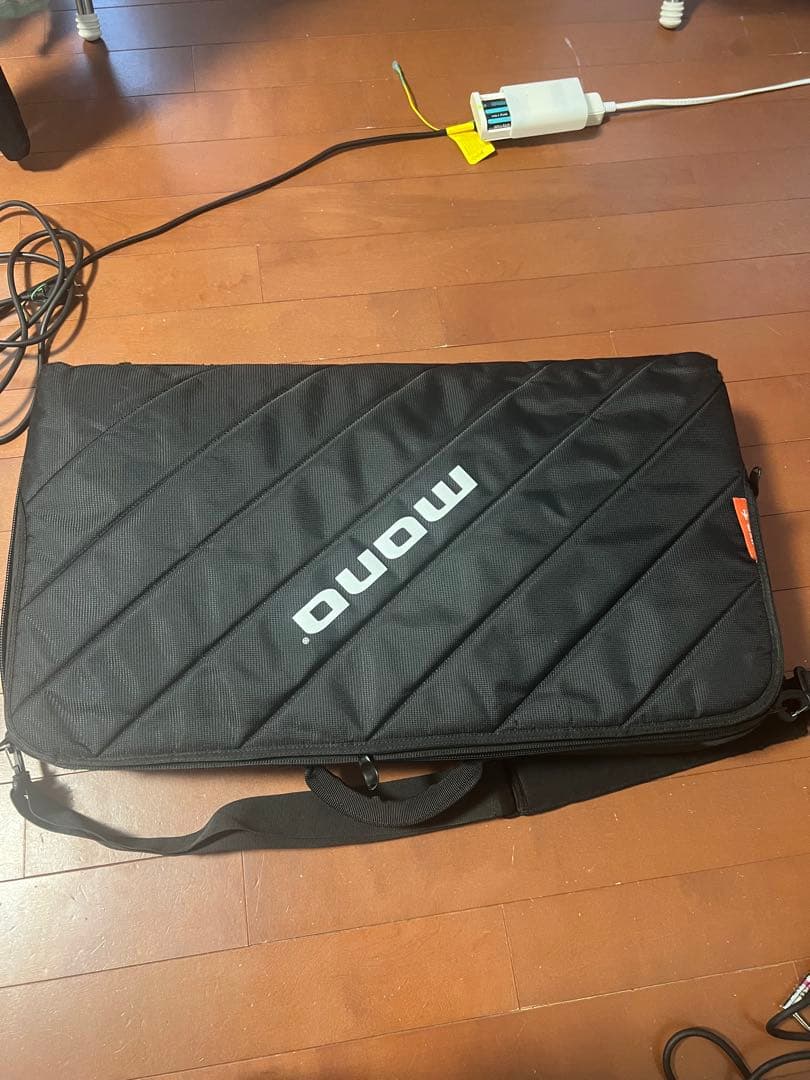 LINE 6 HELIX LT MONOケース付き　ペダル破損品