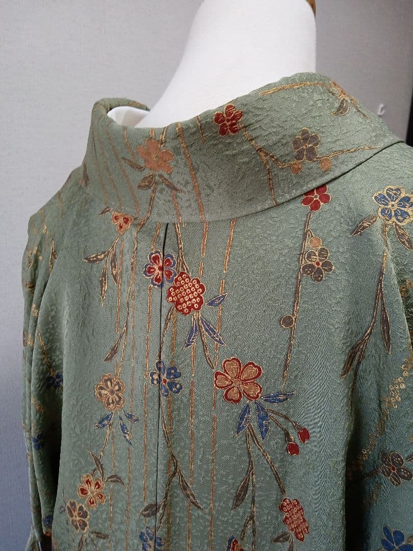 振袖 緑と金のグラデーション 花柄 金駒刺繍 金彩 Ｊ-9