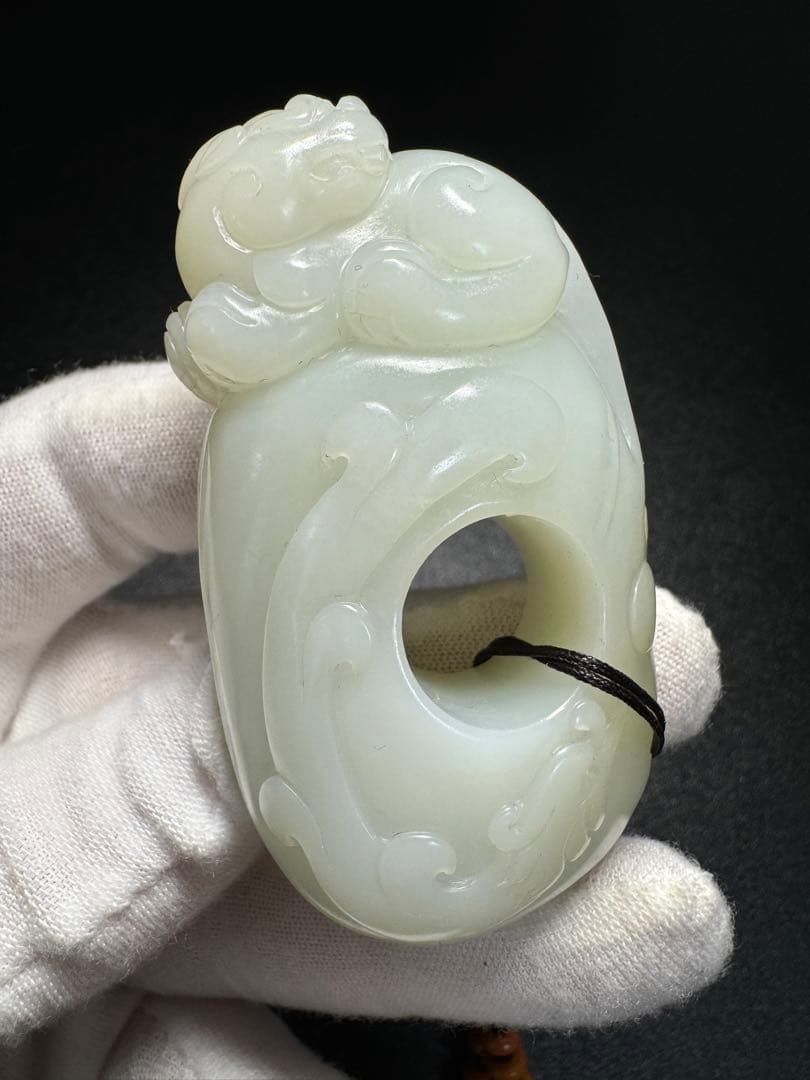 漢時代 和田玉 瑞獣 高古玉 置物 紋彫り件 時代物 中国古美術 骨董旧家蔵出し