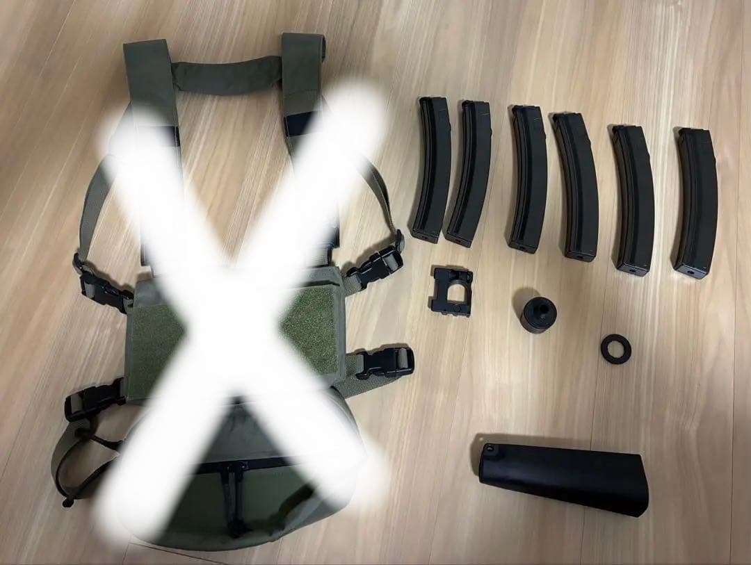 東京マルイ　次世代電動ガンMP5A4 予備マグ、純正リポ等