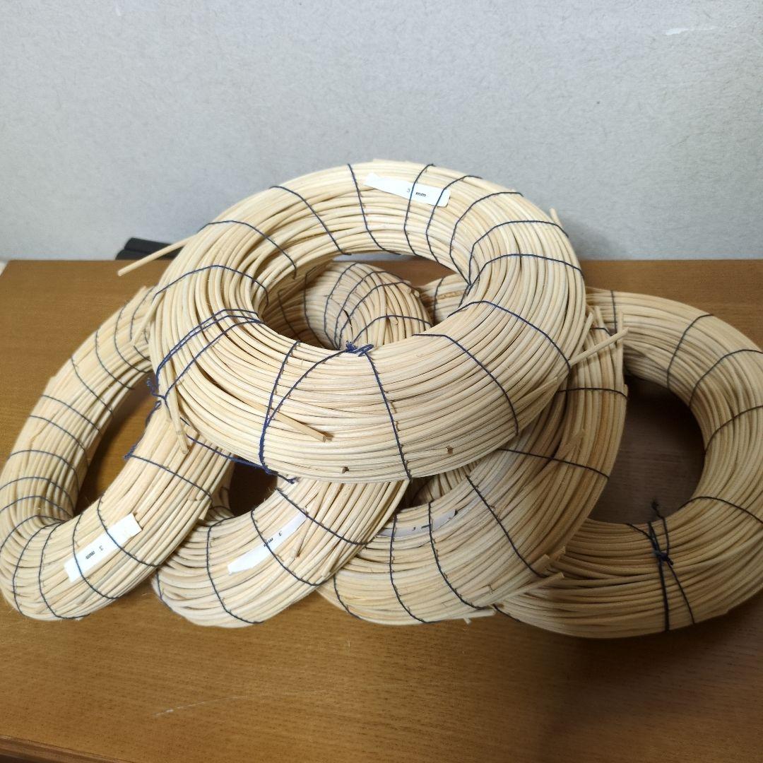 ポポポ籐籠用　籐3mm丸芯 300グラム前後　５巻