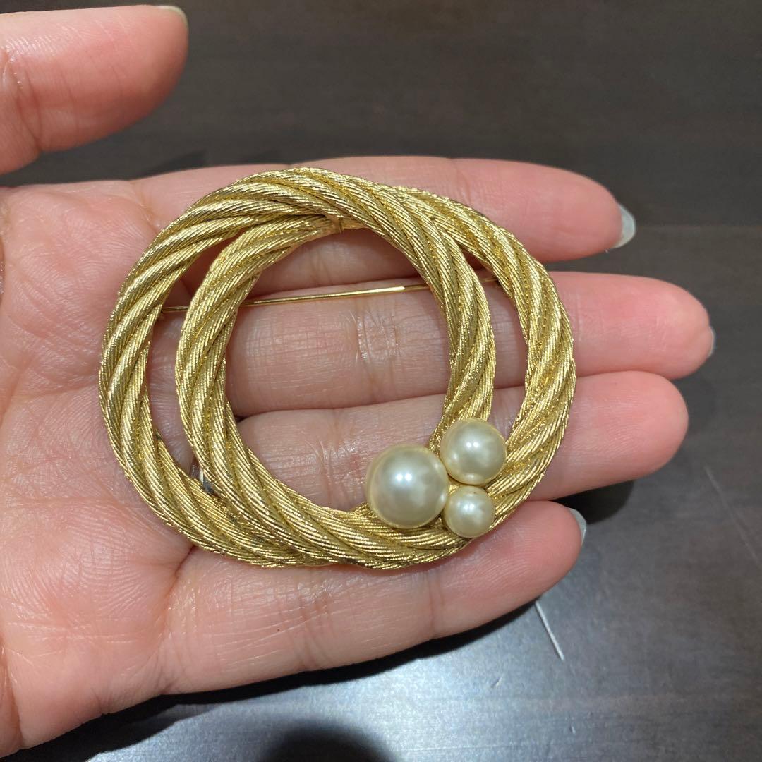 Chr.Diorヴィンテージブローチ　パール