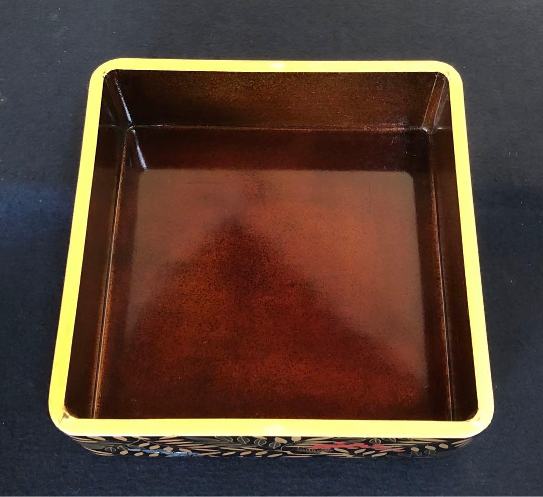 《R》黒内梨地 総蒔絵 螺鈿 南天 鶴若松 四段重 替蓋 260121き6