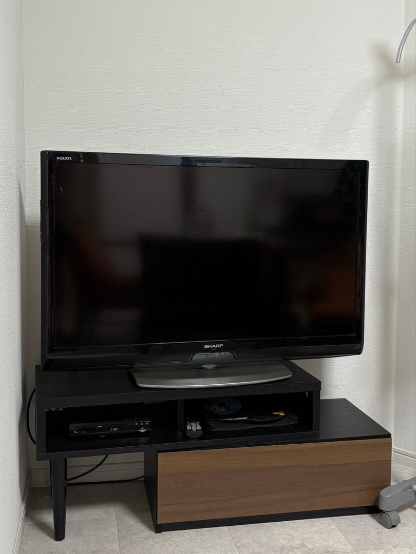 32インチ 液晶テレビ ブラック