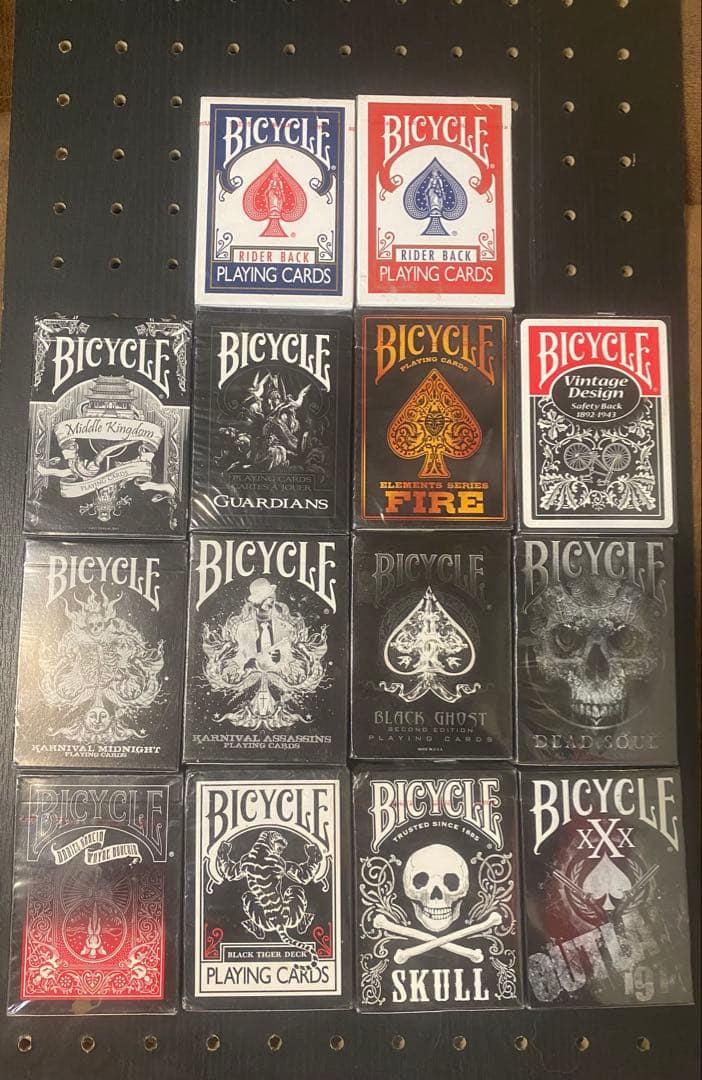 【未開封・激レア】BICYCLE Blackデザインデッキ詰め+オマケ赤・青
