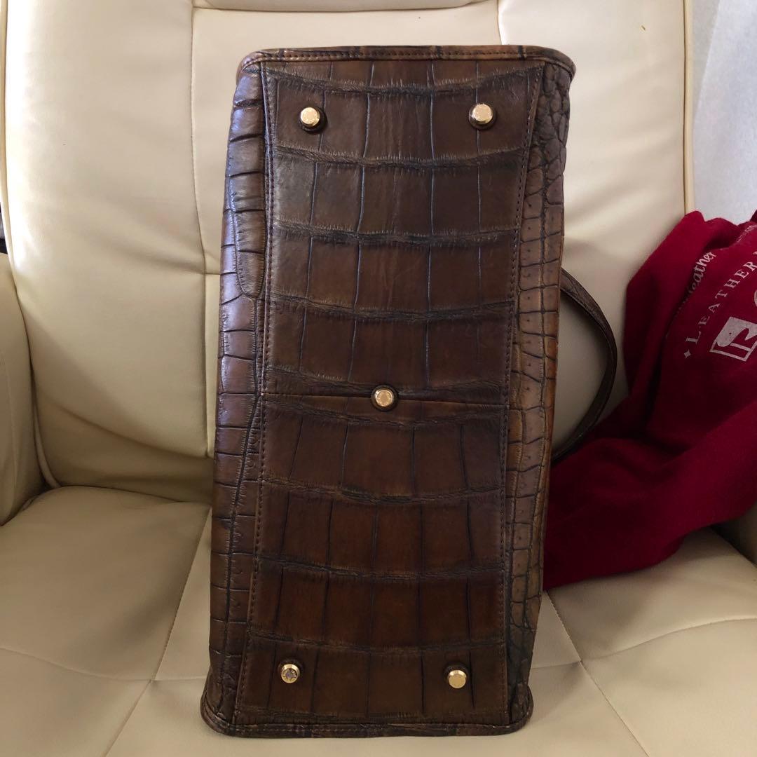 レザージュエルズ マットクロコダイル ハンドバッグ モデルT ブラウン