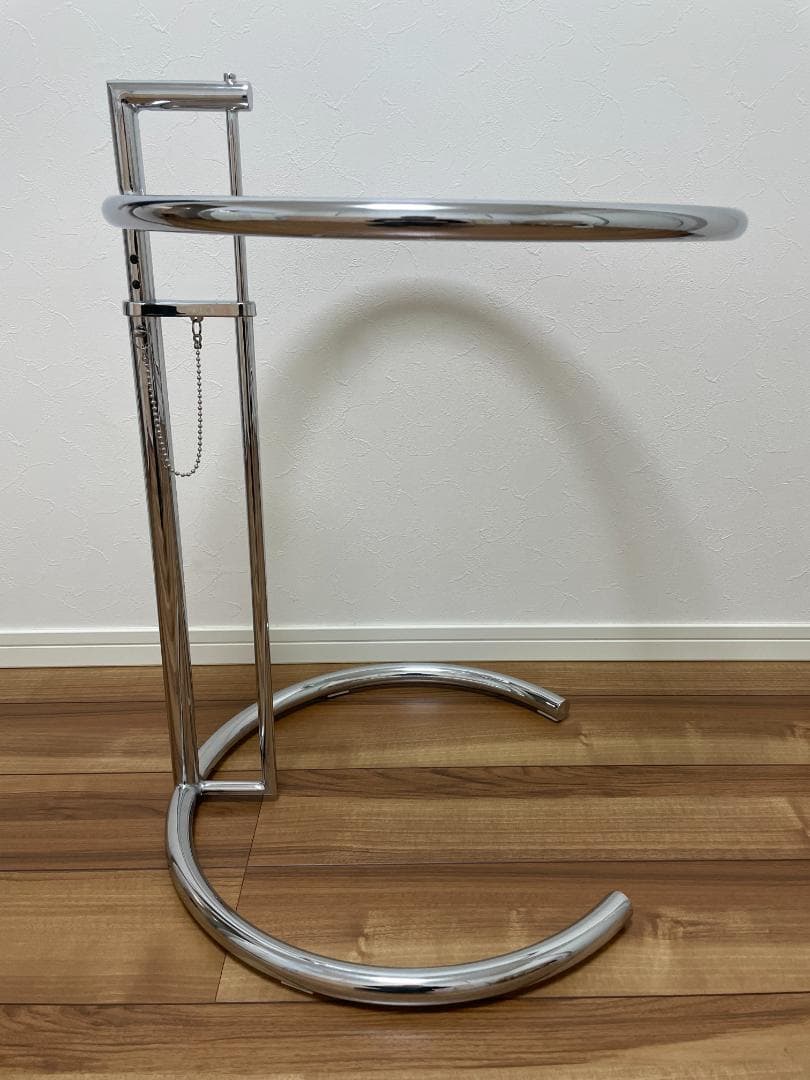 アイリーン・グレイ E1027 サイドテーブル リプロダクト