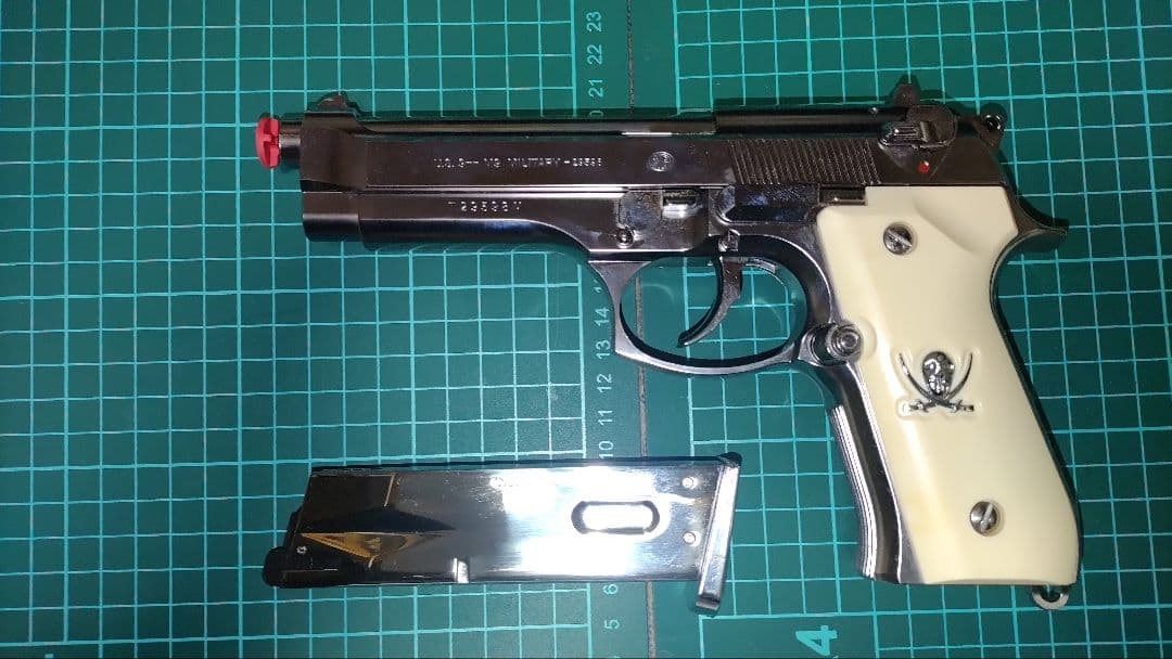 枯*花様 東京マルイガスブローバック M92F クロームステンレスモデルセット