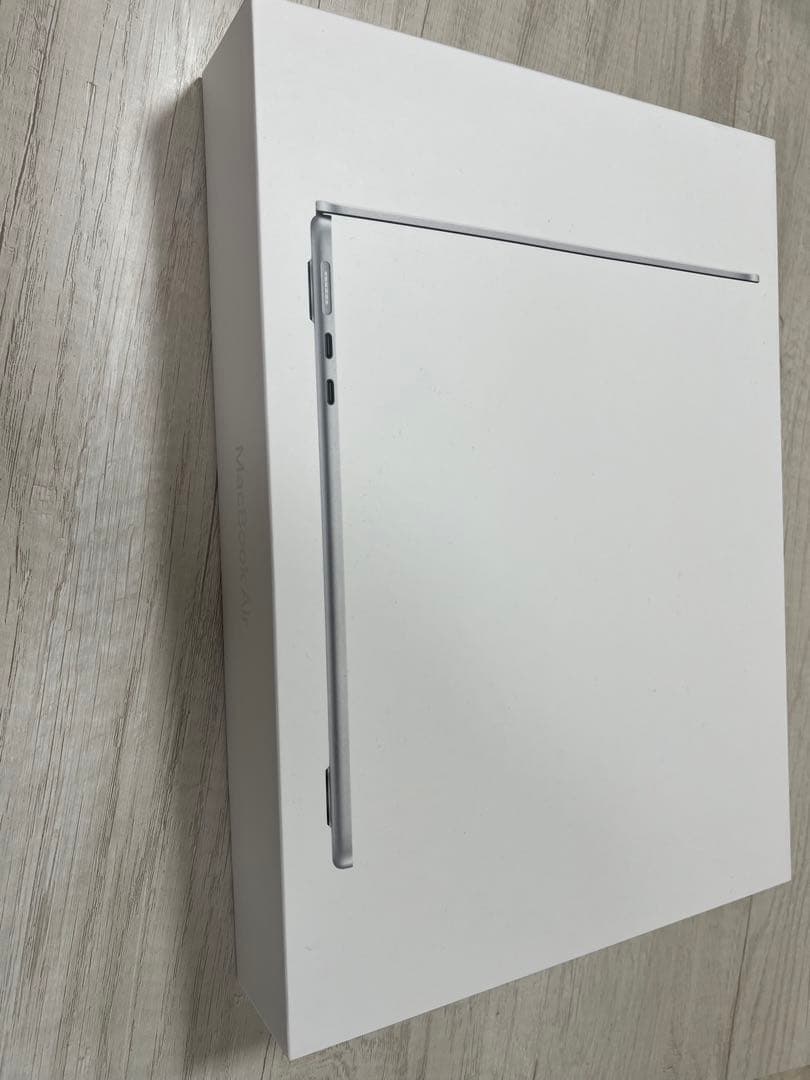 Apple MacBook Air シルバー M2 8GB 512GB