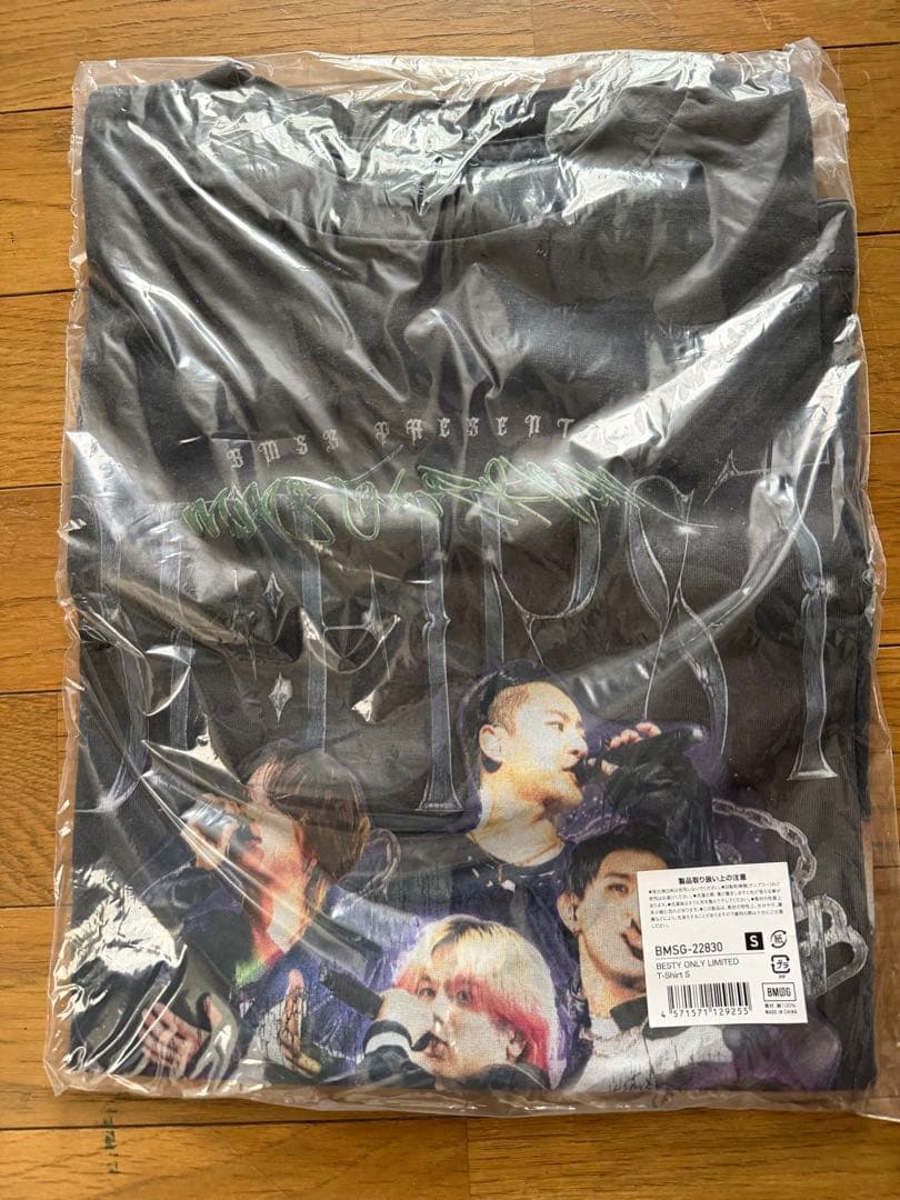 新品未使用‼️BE:FIRST ビーファースト グラフィックTシャツS