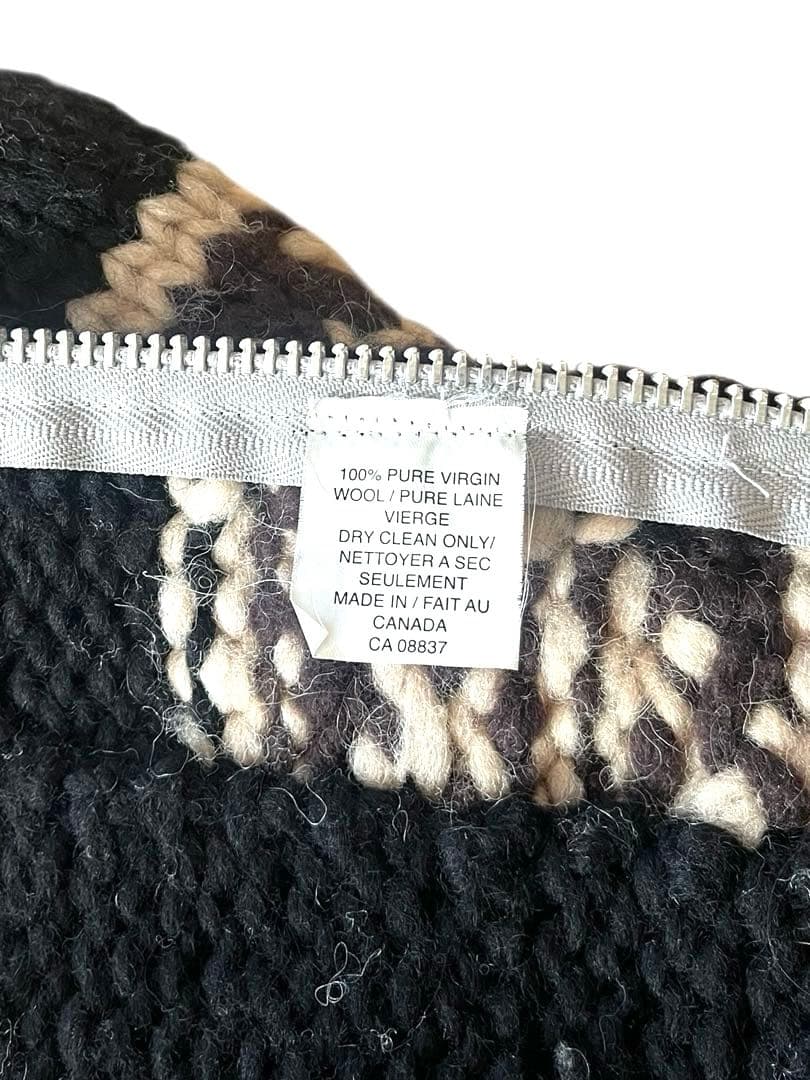 ▪️カナダ製Kanataカナタ ネイティブ柄カウチンニットカーディガンM黒