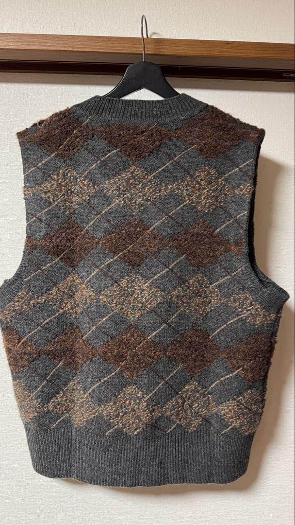 Zara SOSHI OTSUKI テクスチャードダイヤモンドニットベストS-M