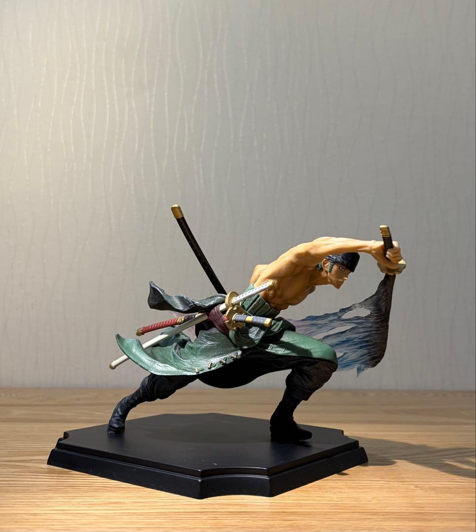 ロロノア・ゾロ フィギュア