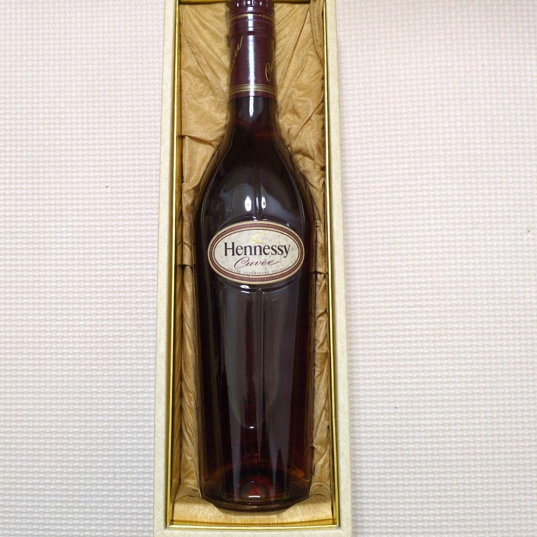 Hennessy Cuvée コニャック ギフトボックス付