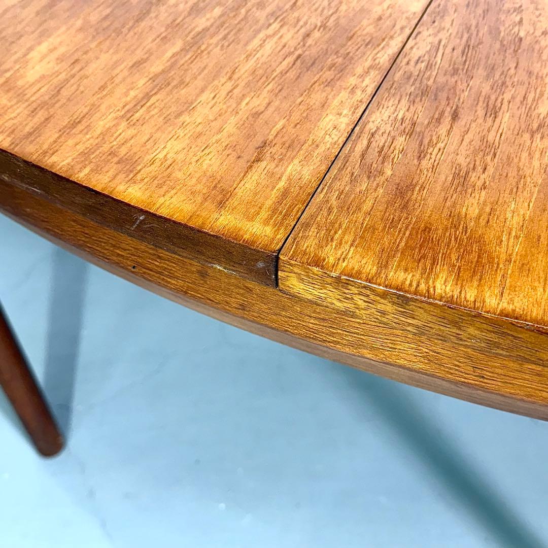 WHITE & NEWTON ヴィンテージ オーバルダイニングテーブル(301)