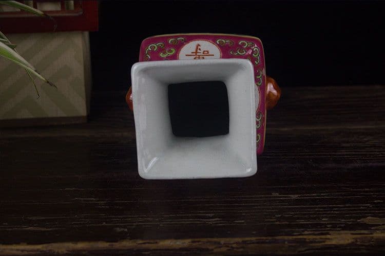 景徳鎮陶磁パステルカラー万寿無疆四方花瓶 陶磁器 装飾品 現代工芸品美術品 置物