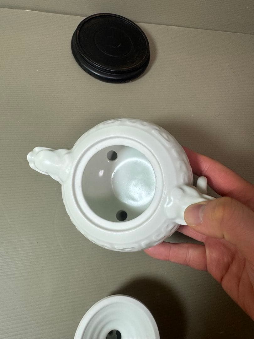 2864 小笠原長春　肥前国　鍋島　太白磁　環付　香炉　台座付