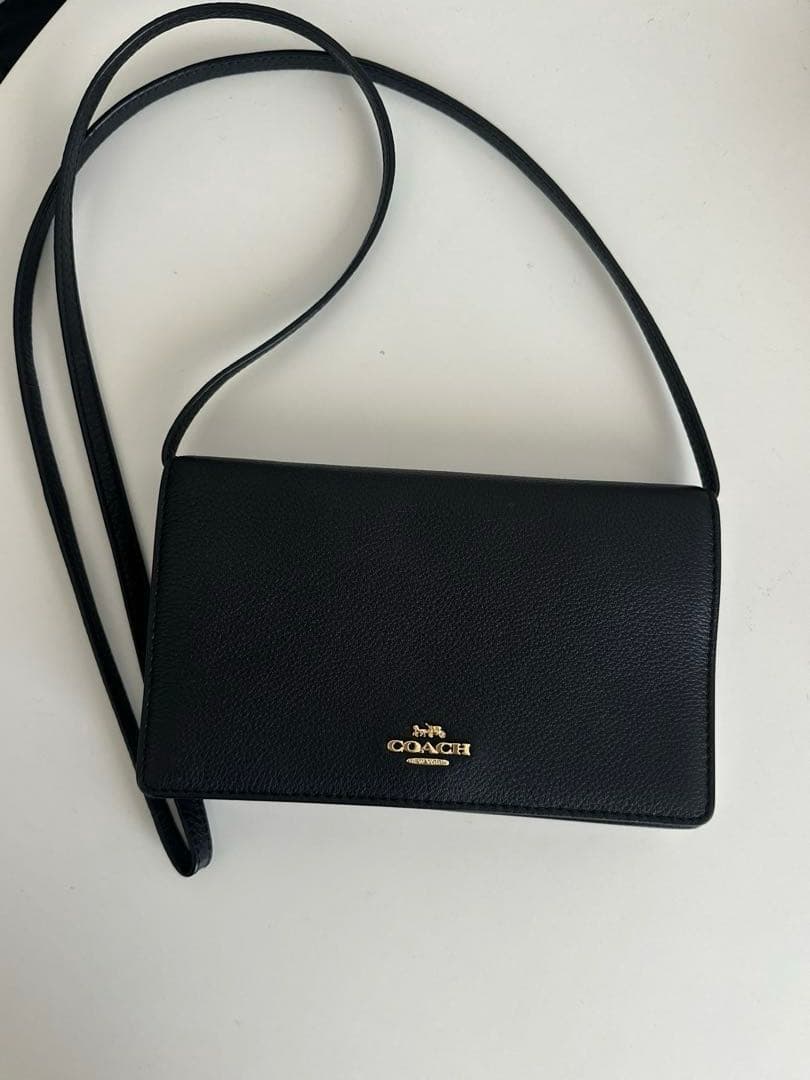 COACH ショルダーウォレット/ ブラック