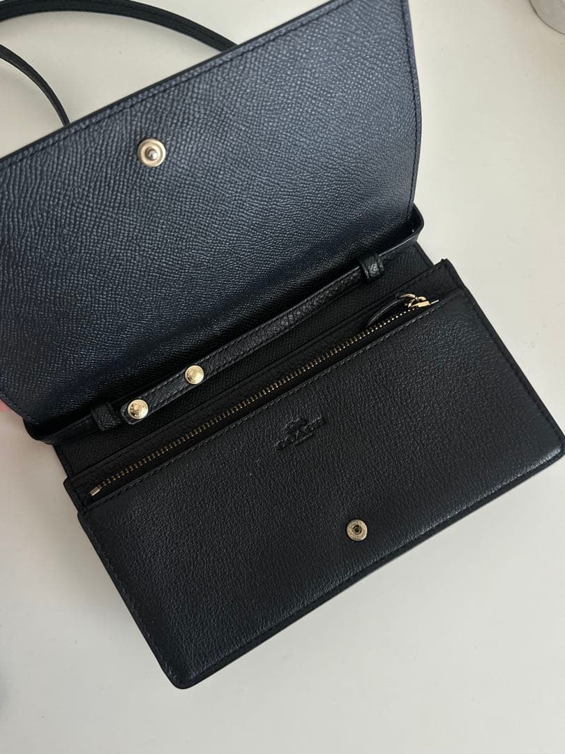 COACH ショルダーウォレット/ ブラック