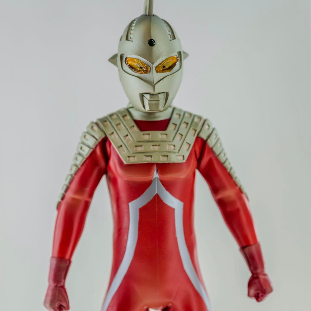 汚し塗装 海洋堂 character classics ウルトラセブン レジン