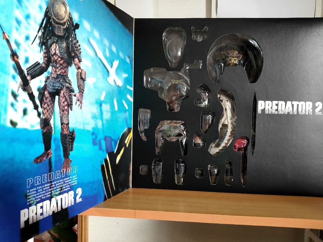 ホットトイズ プレデター2：バトルダメージバージョン