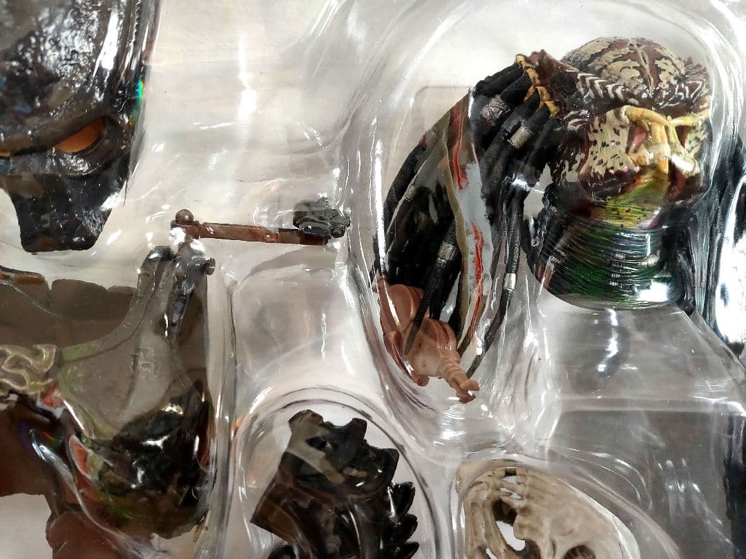 ホットトイズ プレデター2：バトルダメージバージョン