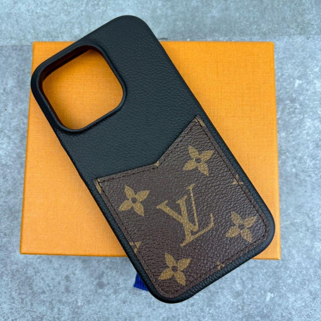 極美品 ルイヴィトン iPhone14PRO バンパー スマホケース モノグラム