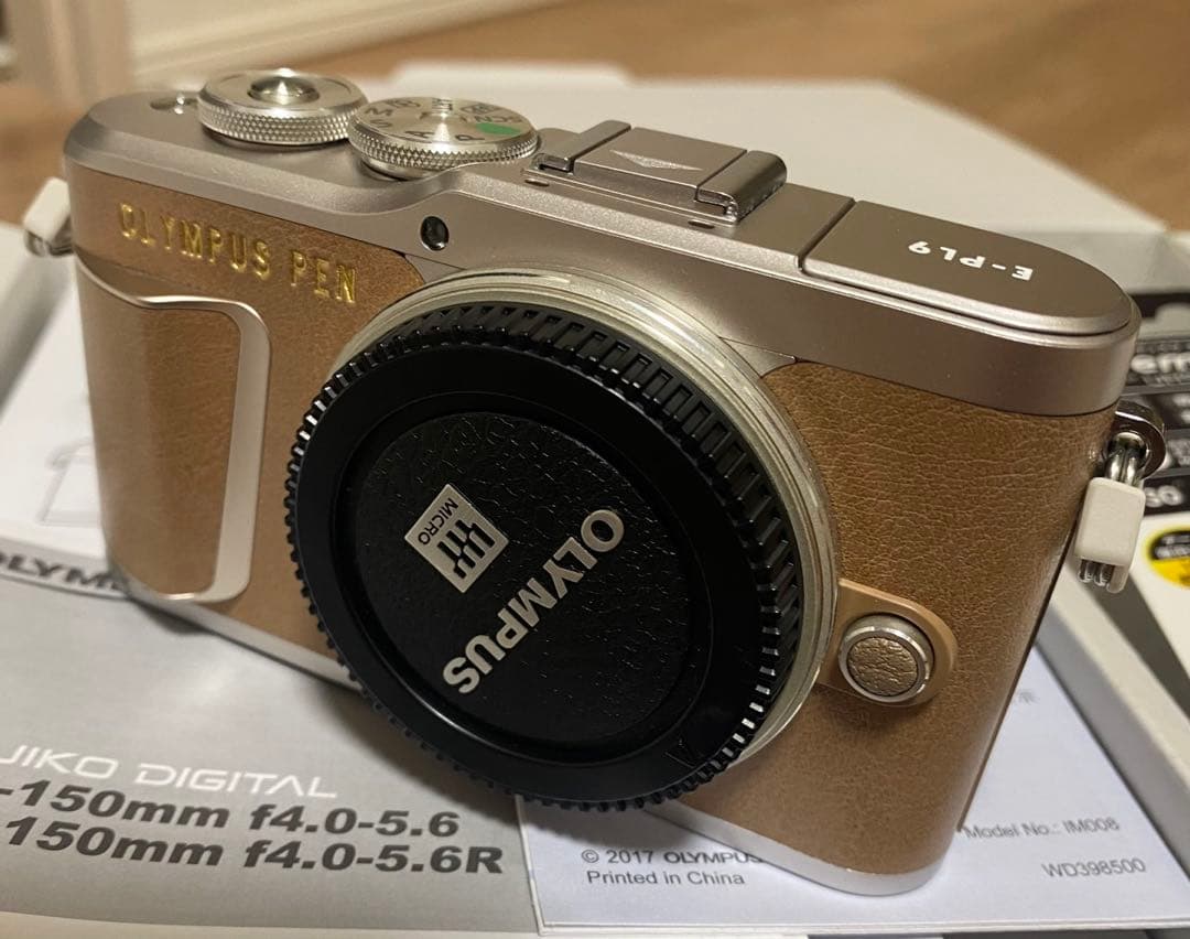 最終値下げ‼️OLYMPUSミラーレス一眼カメラ E−PL9 ダブルズームキット