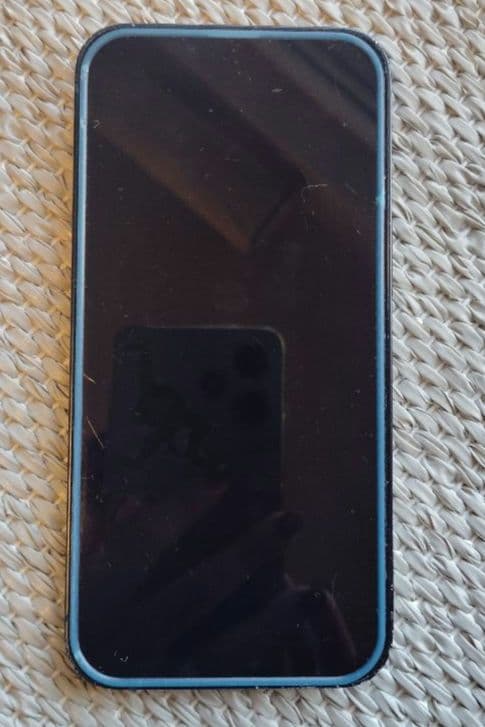 Apple iPhone14 本体 透明ケース付き128GB SIMフリー