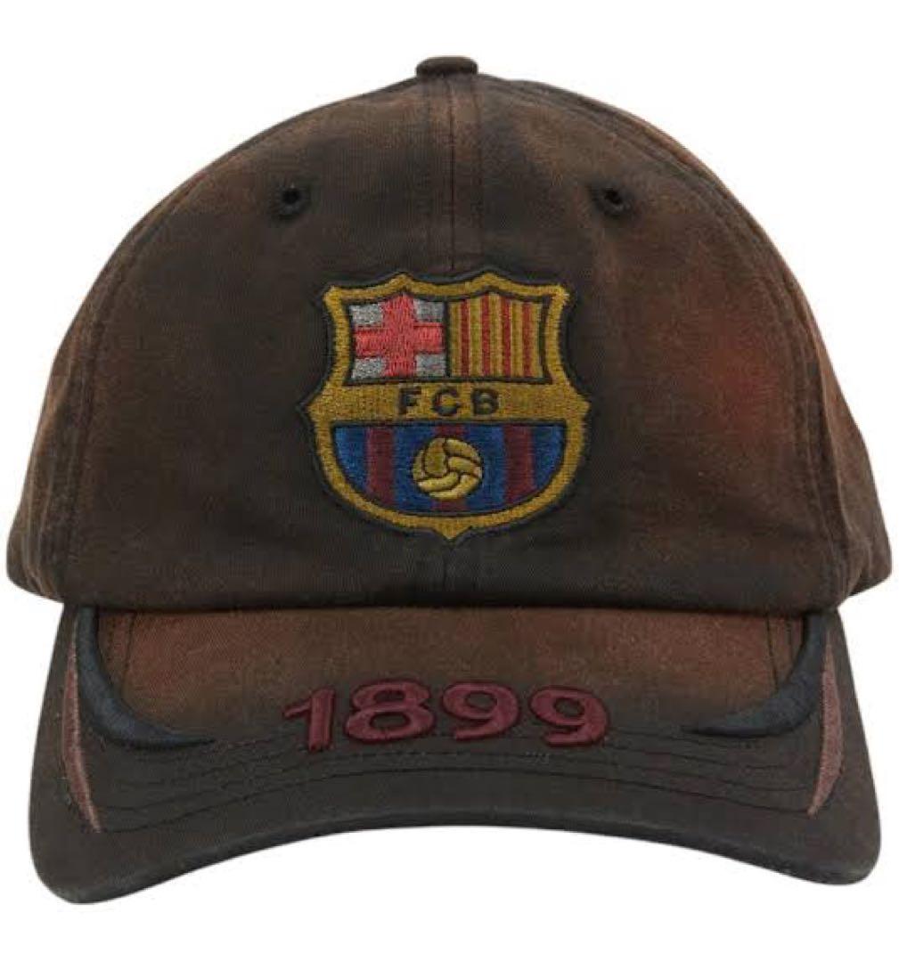 Ri　　travis scott × FCバルセロナ　コラボキャップ