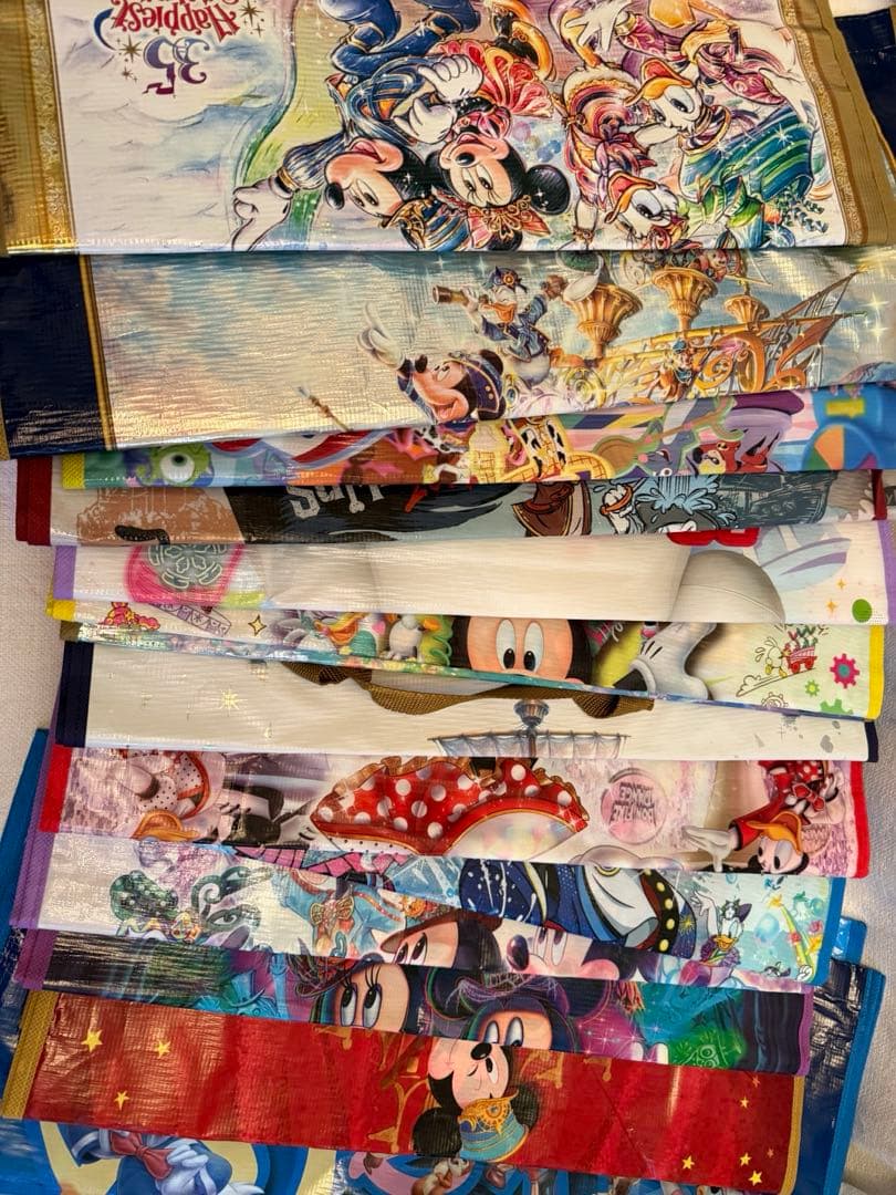 ディズニー　ショッピングバッグ　22枚セット