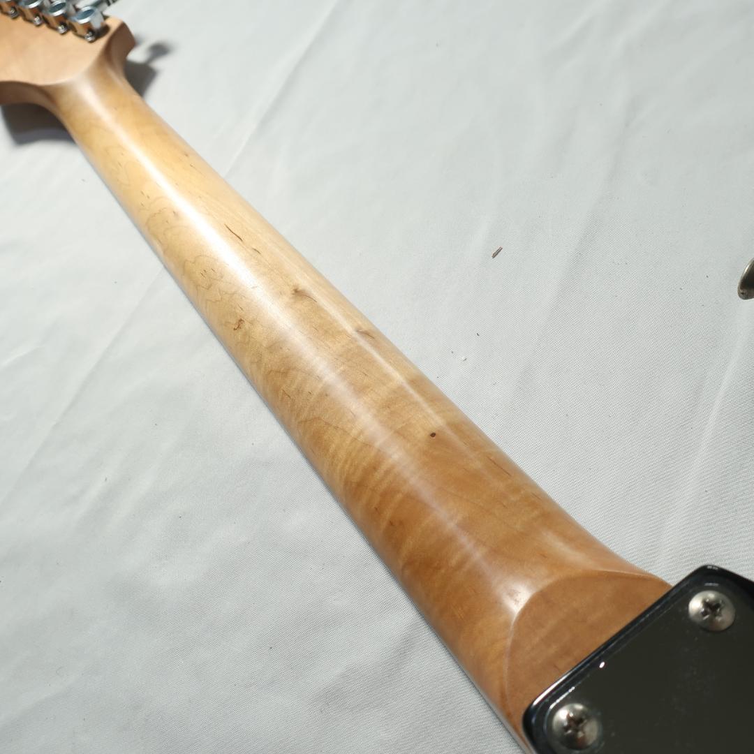 Legend ストラトキャスタータイプ エレキギター 3トーンブラウン