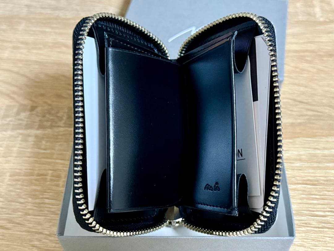 NADAYA 【mu】本革 Rファスナー コンパクト財布【HAKU】