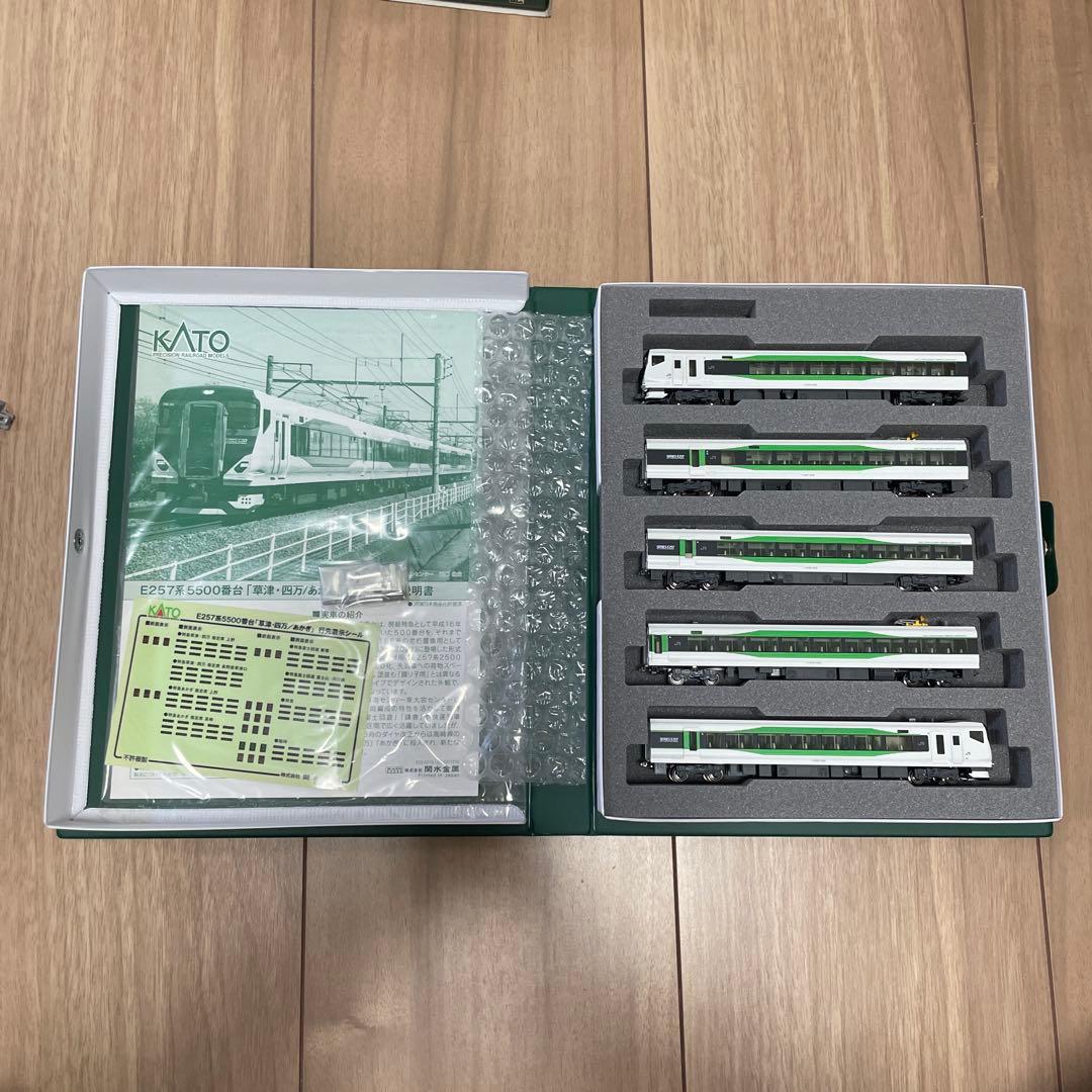 KATO E257系　5500番台草湯・四万/あかぎ10-1884 5両セット