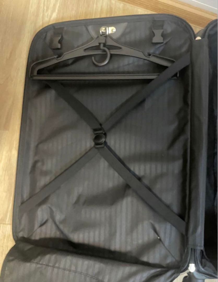 シフレ　エスケープ　大容量80L ソフトスーツケース　ちきりんさん